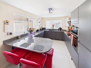 Breakfast Kitchen- click for photo gallery